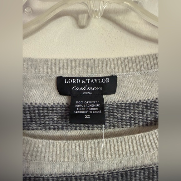 Lord And Taylor Gray Black Stripe Cashmere Women's Sweater Crew Neck Sz 2X - Picture 2 of 4